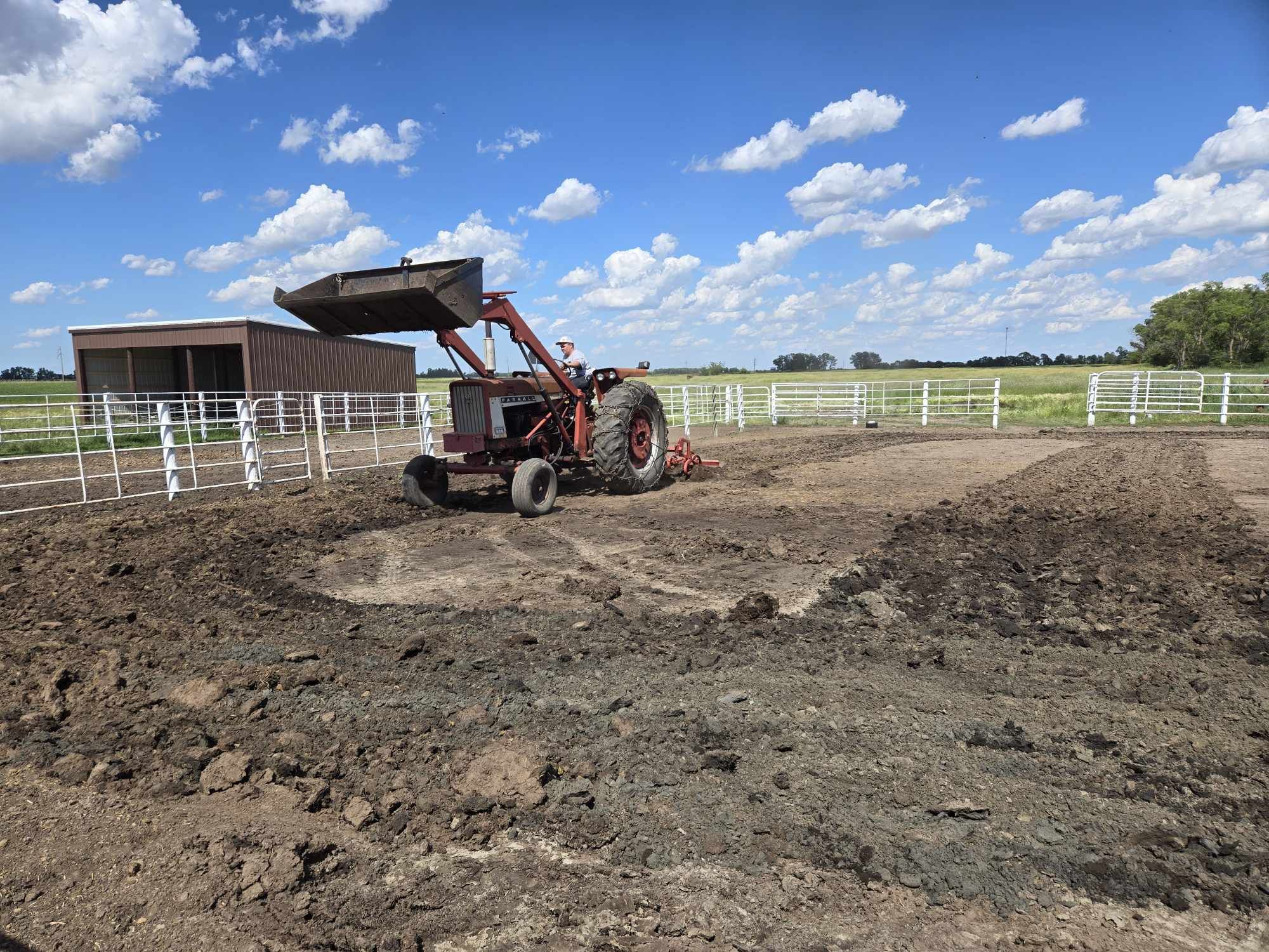 Trey L 1967 Case IH 656