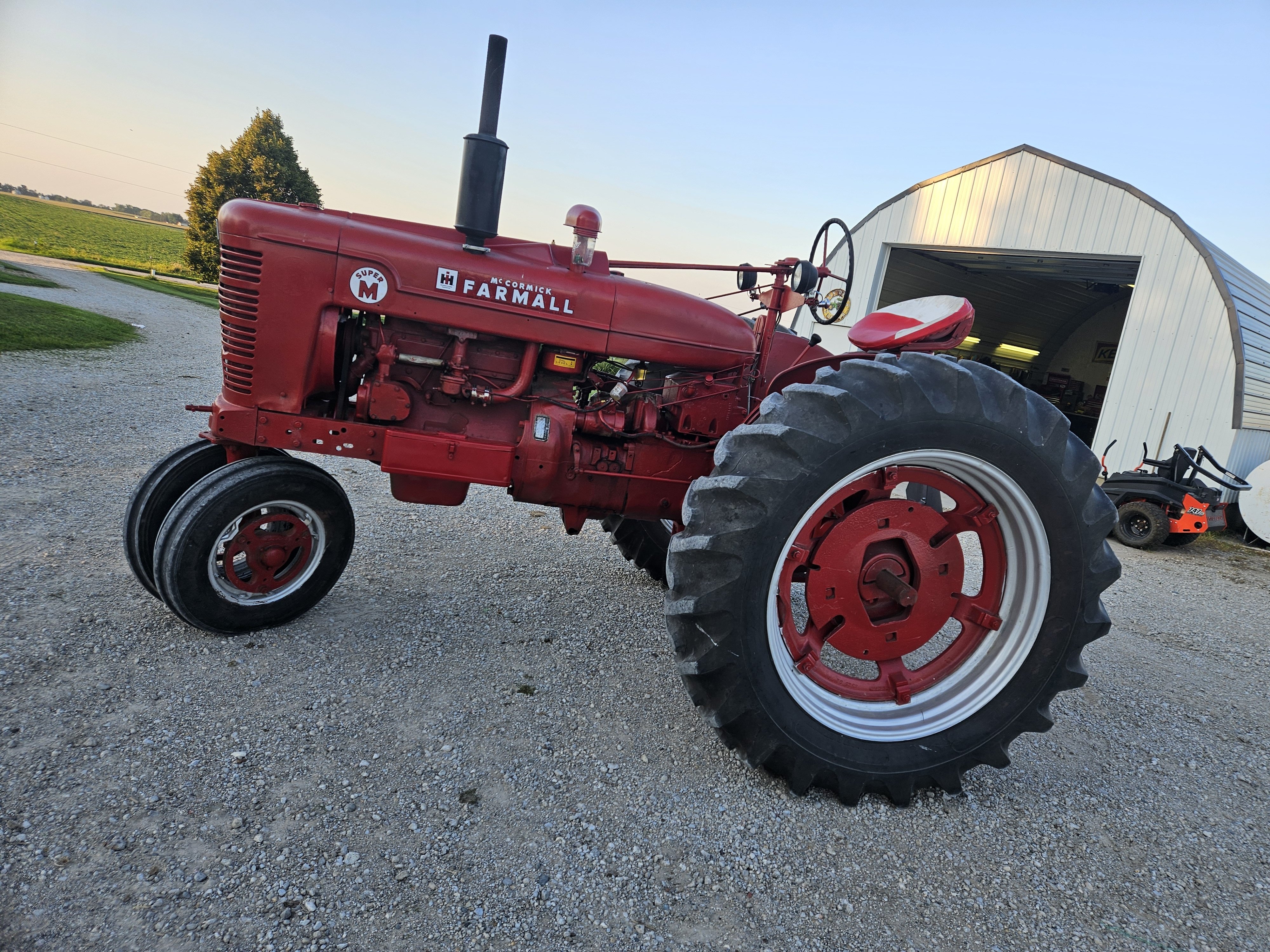 Clayton D 1953 Farmall Super M