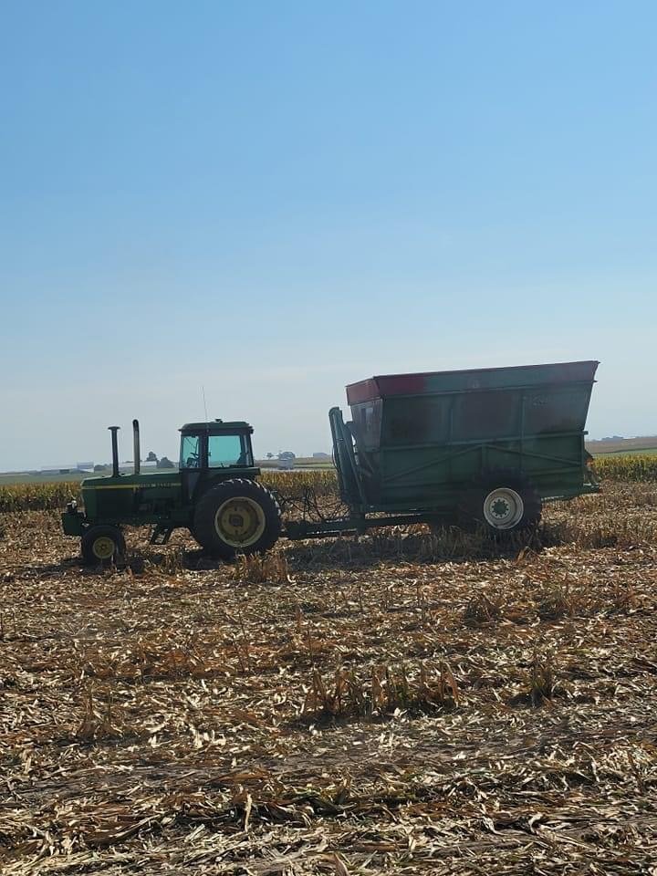 mark mehl 1976 John Deere 4430