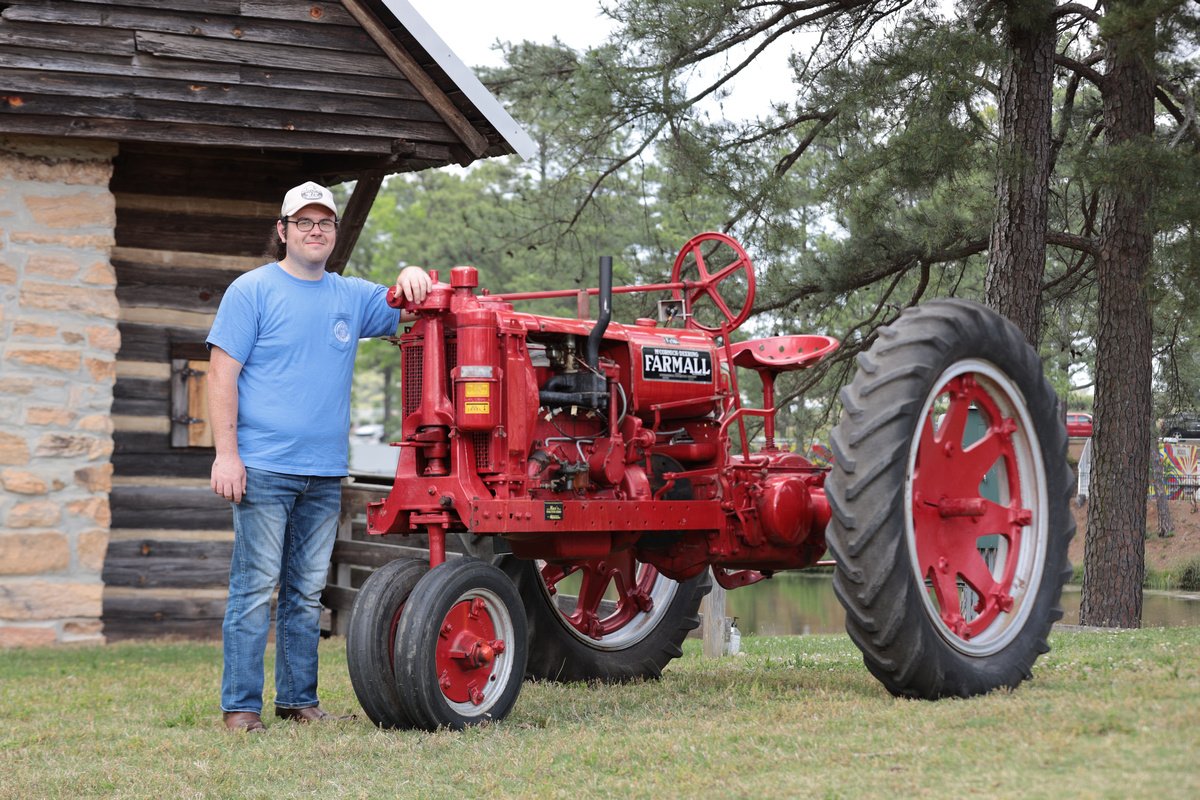 Drew G 1939 Farmall F14