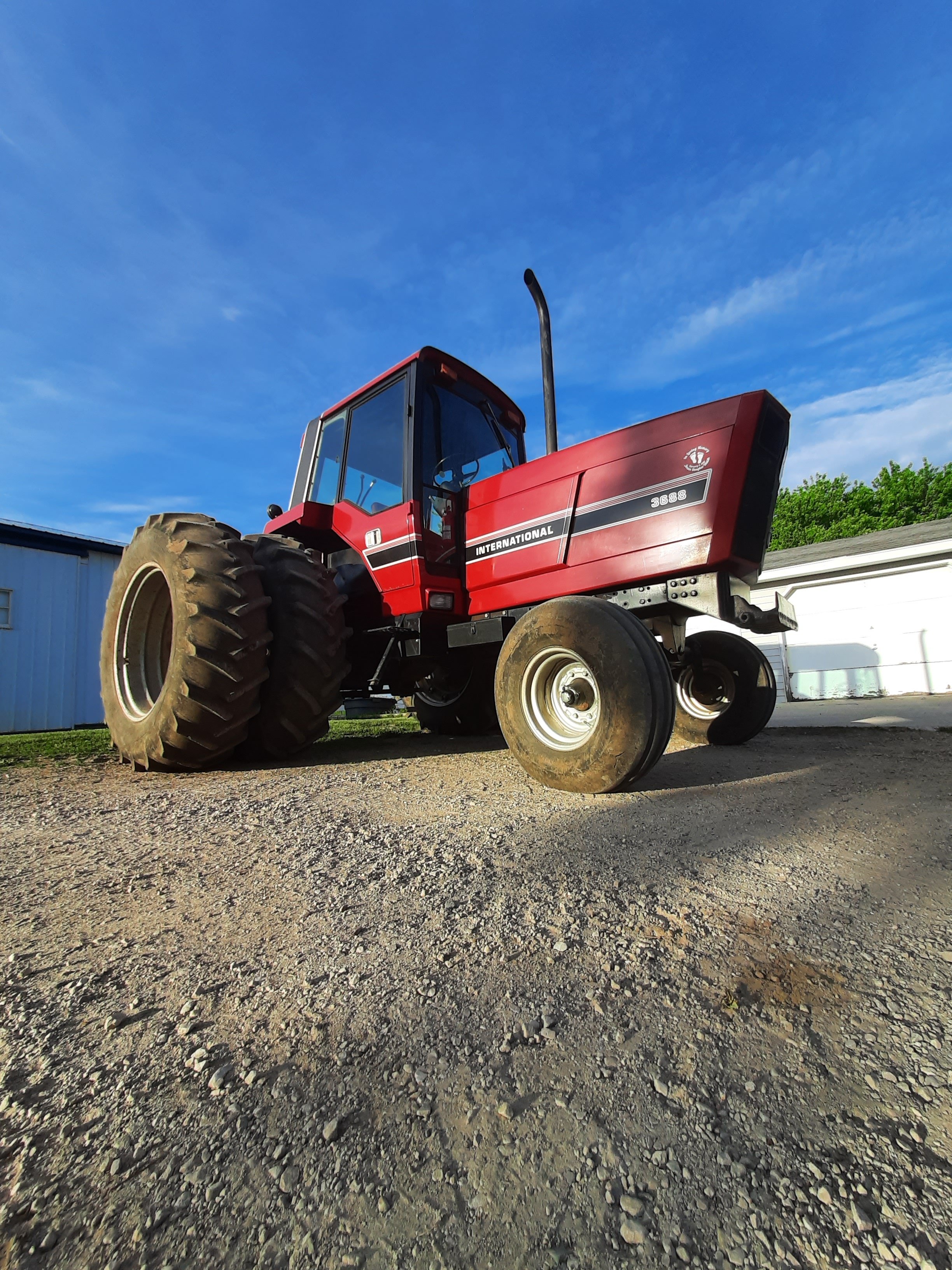 Aaron W 1983 International Harvester 3688