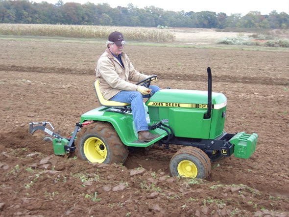 Steve Hayes 1988 John Deere 332