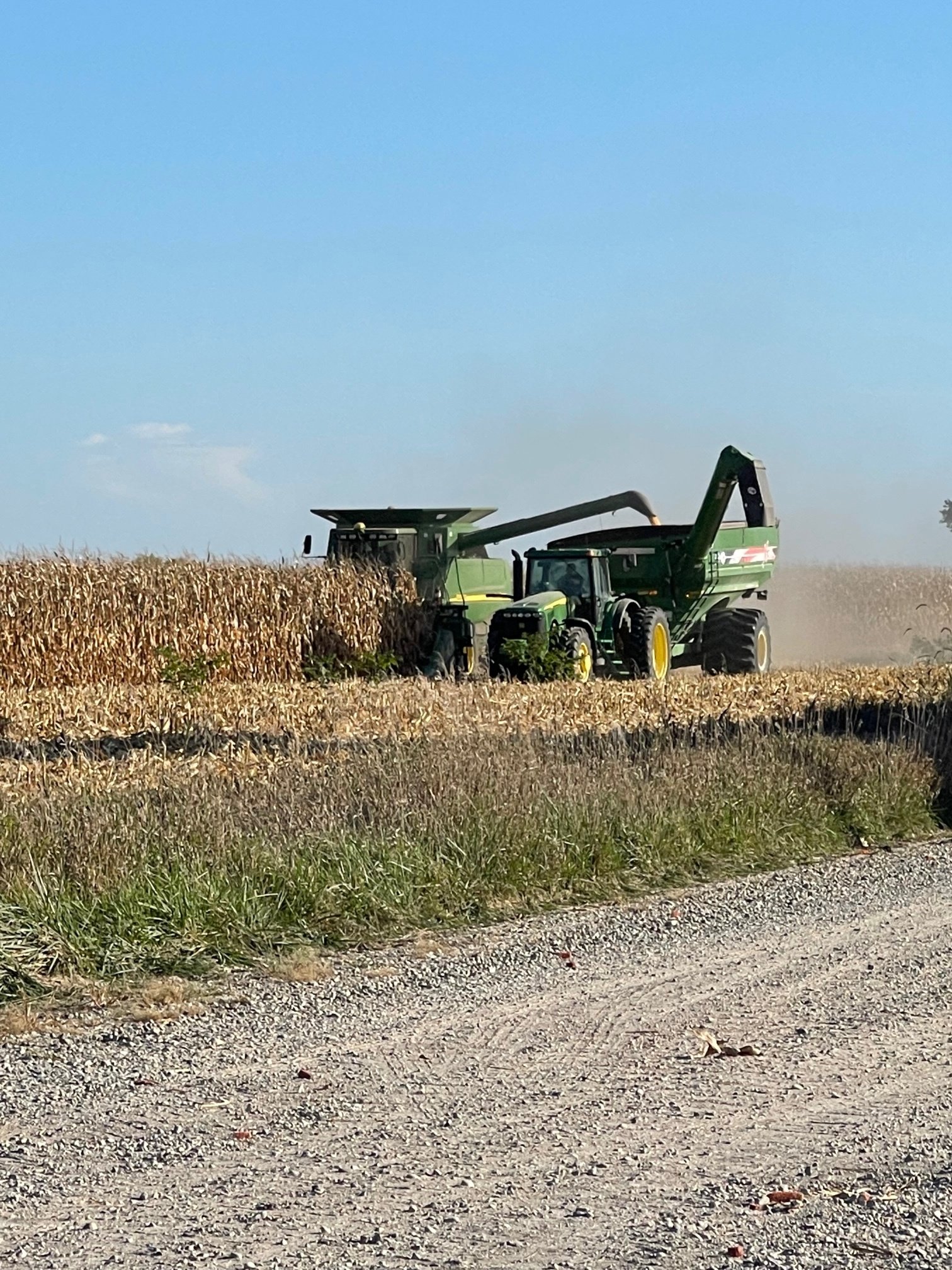 Tyler E 2010 John deere 8245R