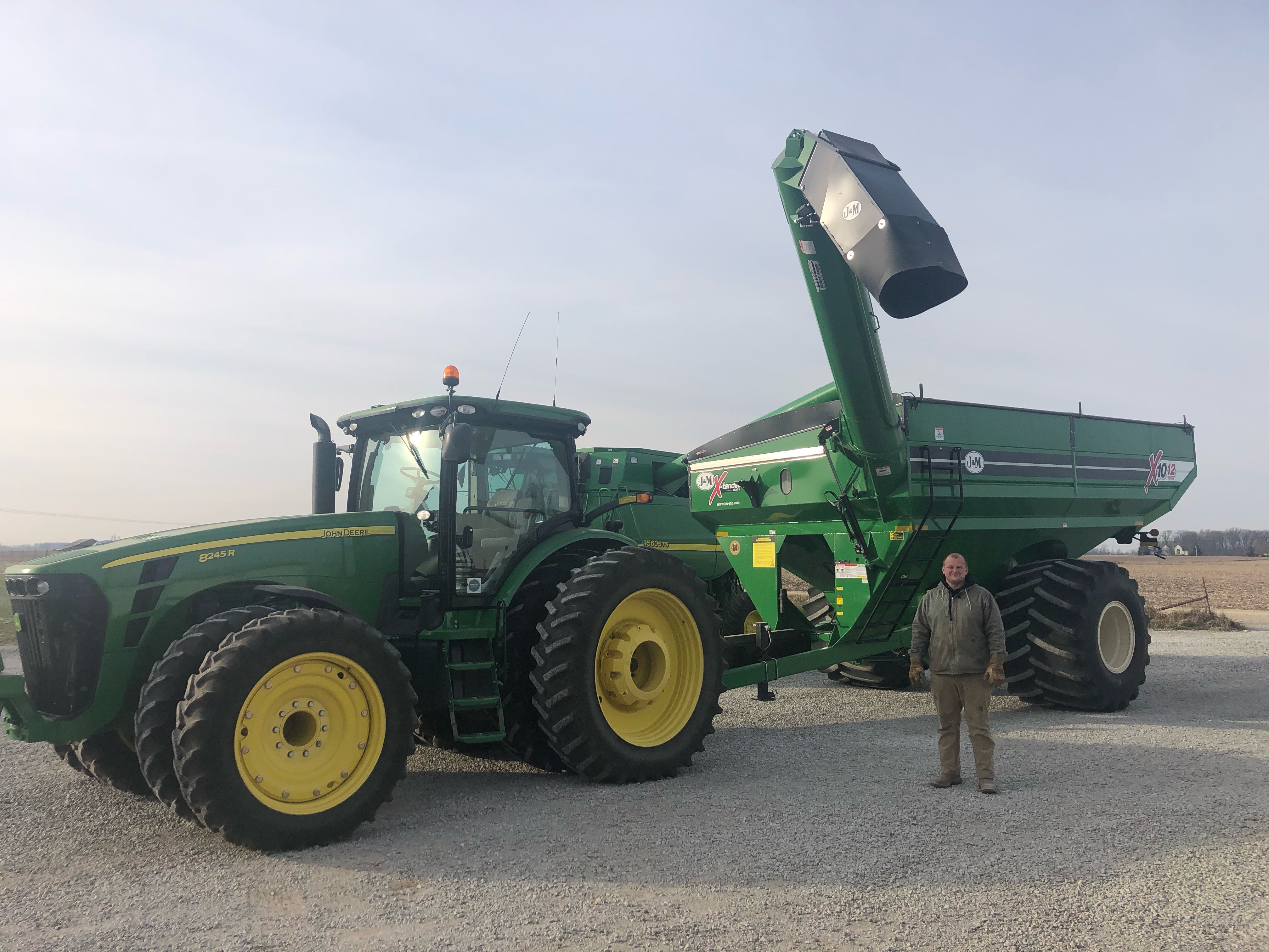 Tyler E 2010 John deere 8245R