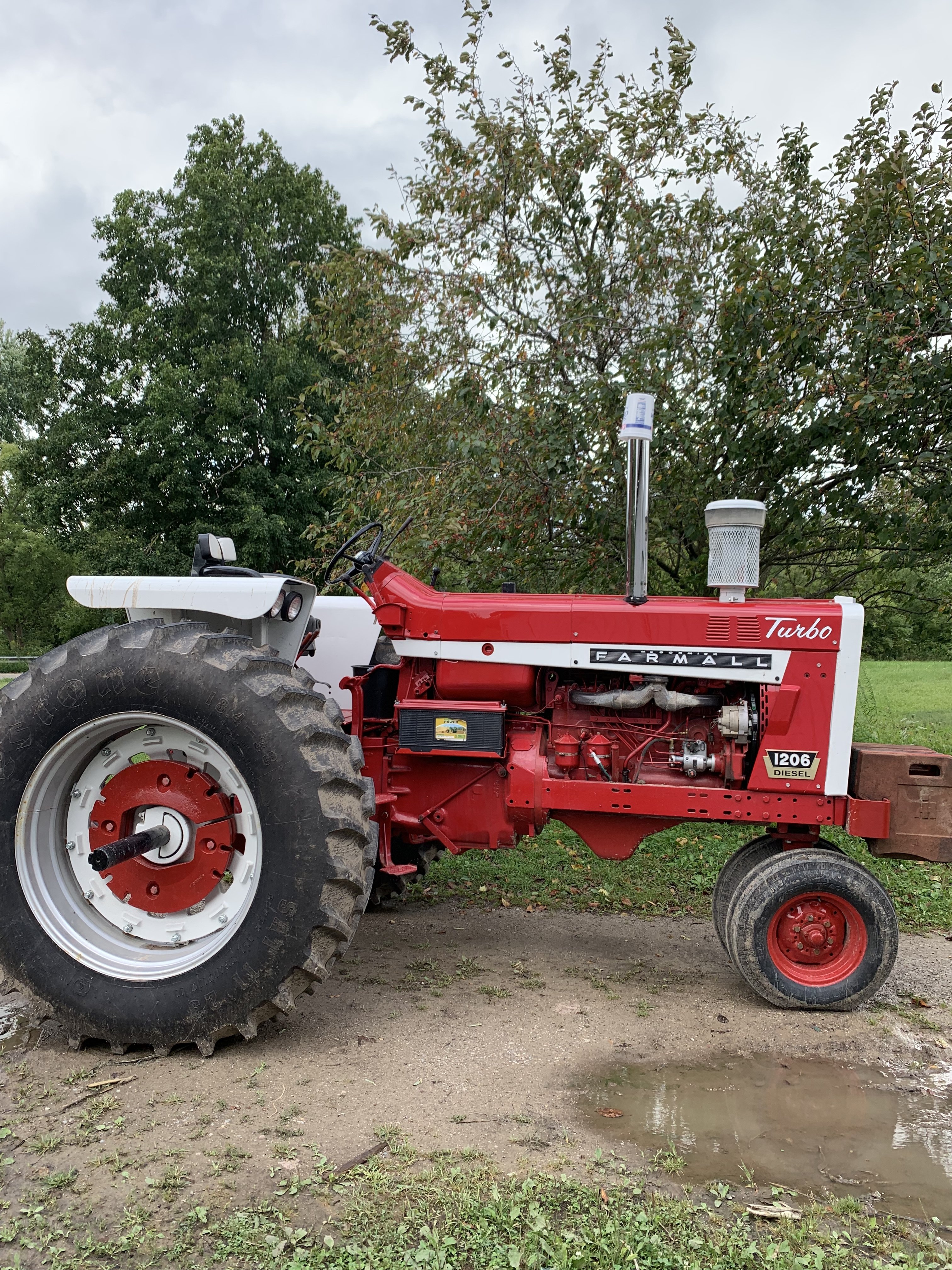 Veronica B 1966 International Harvester Farmall 1206