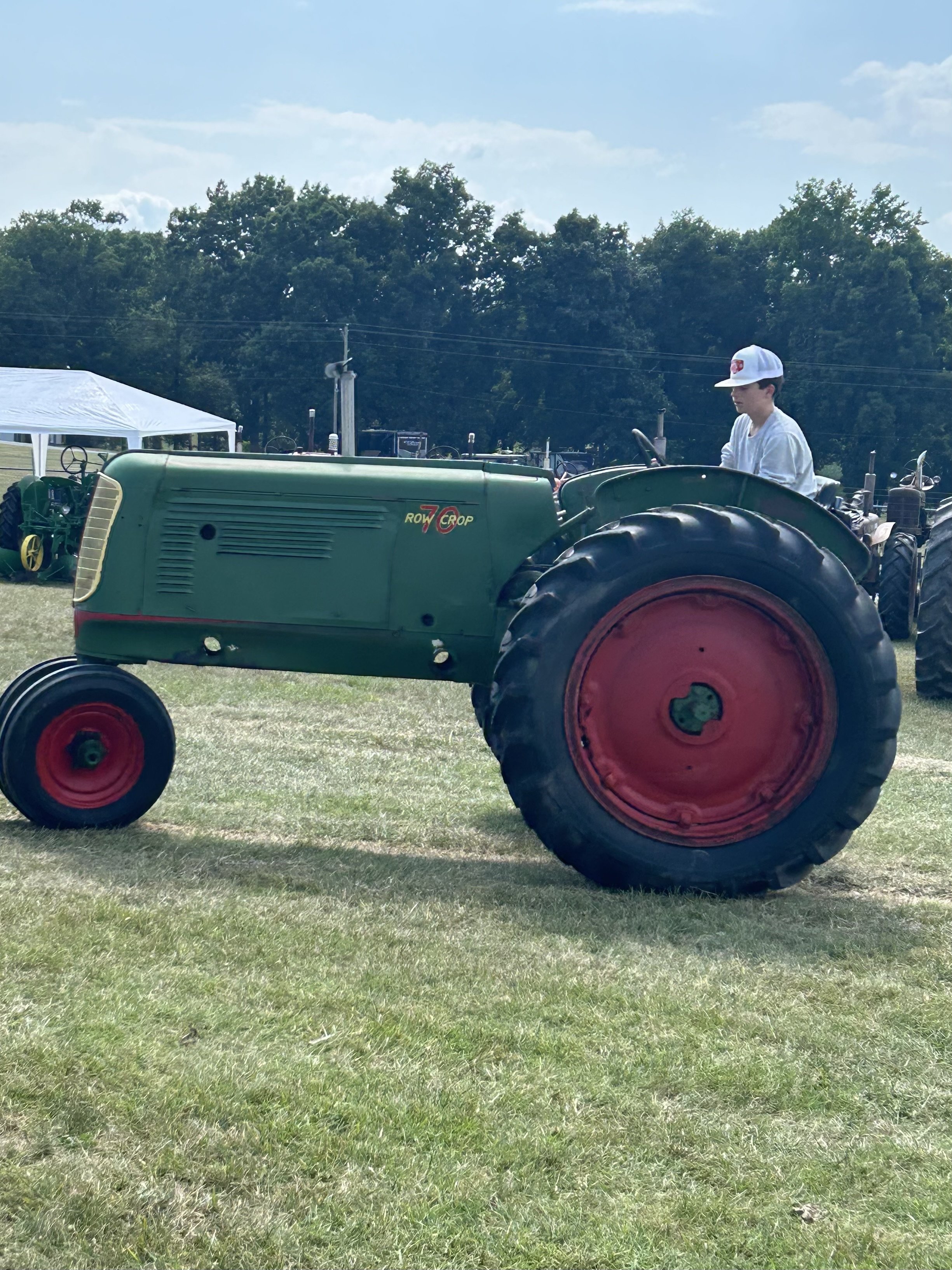 Richard Raffaldt 1948 Oliver Farm Equipment Company 77 row crop