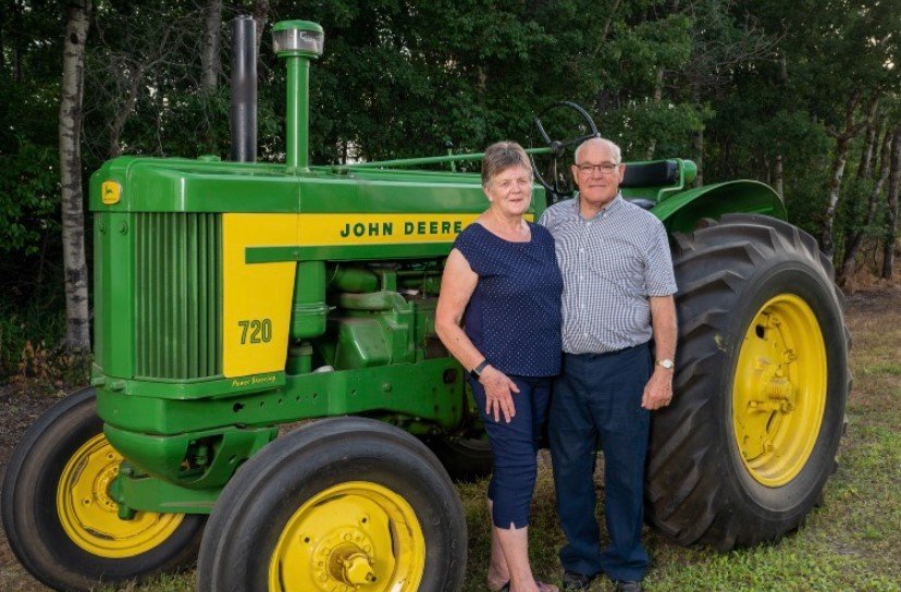 John F 1958 John Deere 720