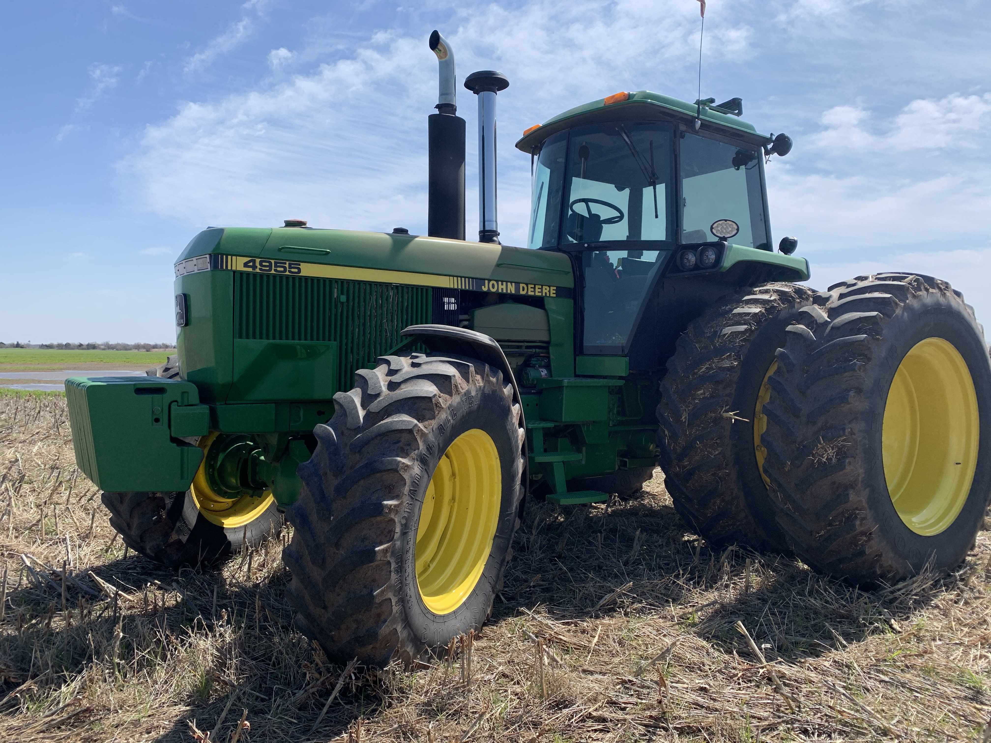 Aj L 1989 John Deere 4955